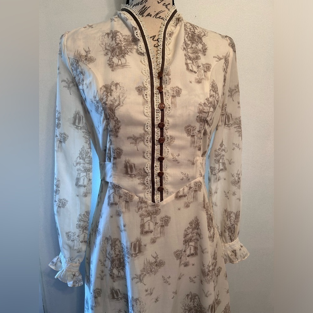 Elegant Long Sleeve Floral Dress